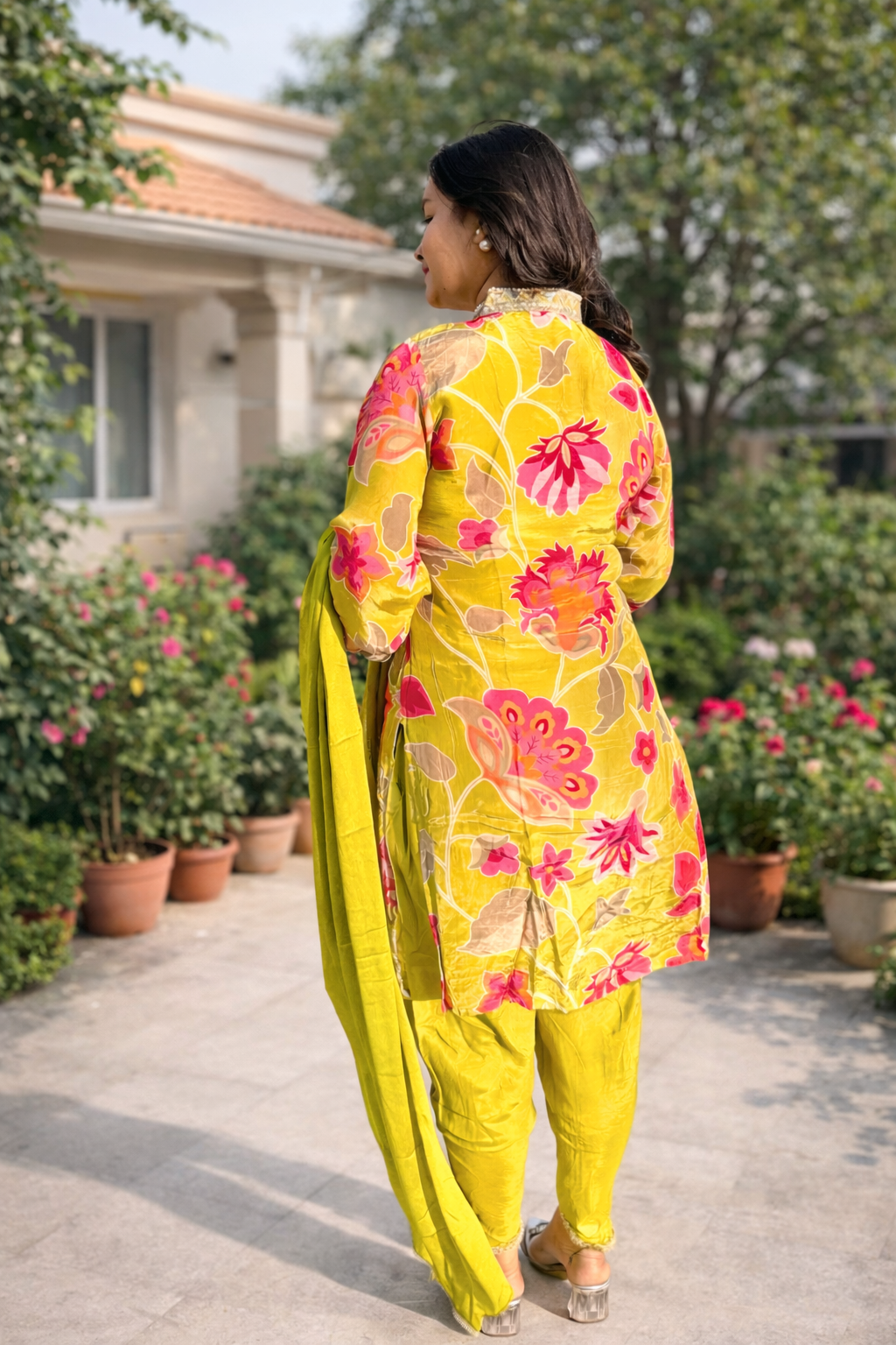 Royal Green Ruvi Kurta Set for Women | Wedding & Festive Wear